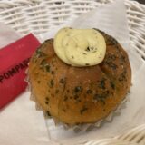 【ポンパドウル】韓国のガーリックブレッド『マヌルパン』が横浜の老舗パン屋から発売！